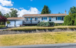 Vancouver Island Single Family Homes