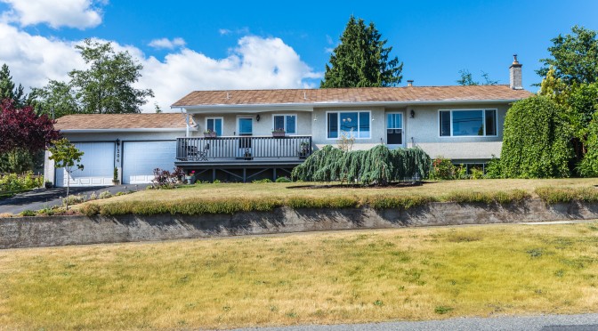Vancouver Island Single Family Homes