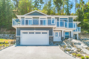 Beautiful Ladysmith Executive Home